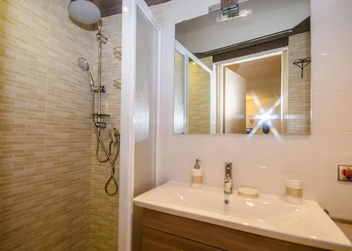 Cosy à Sud, Proche Centre, Balcon, 4 Pers, Parking, Wifi - Fr-1-343-235 Chamonix