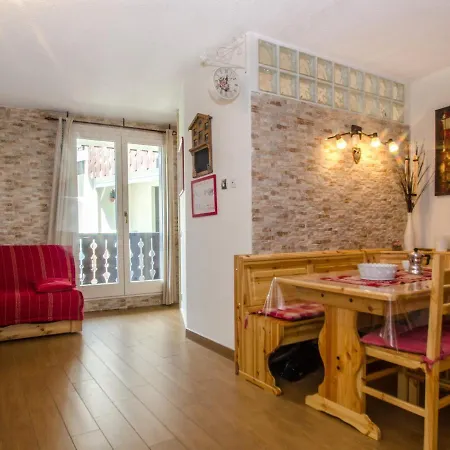 Appartement 2* Avec Balcon Et Wifi - Fr-1-343-235