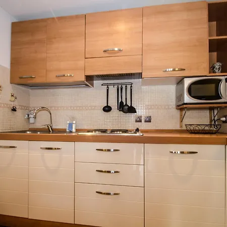 Apartment Cosy A Sud, Proche Centre, Balcon, 4 Pers, Parking, Wifi - Fr-1-343-235 Chamonix